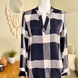 ❌ SOLD ❌ SUPER SOFT & LIGHT PLAID PRINT TOP